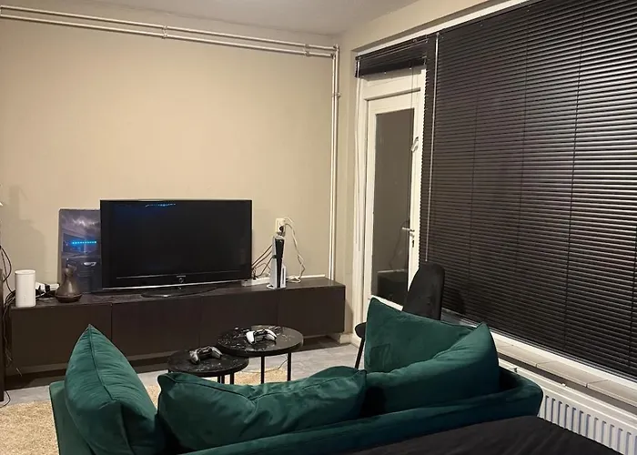 Appartamento Stylish Led Balcony Swing Parking By Door Capelle aan den IJssel